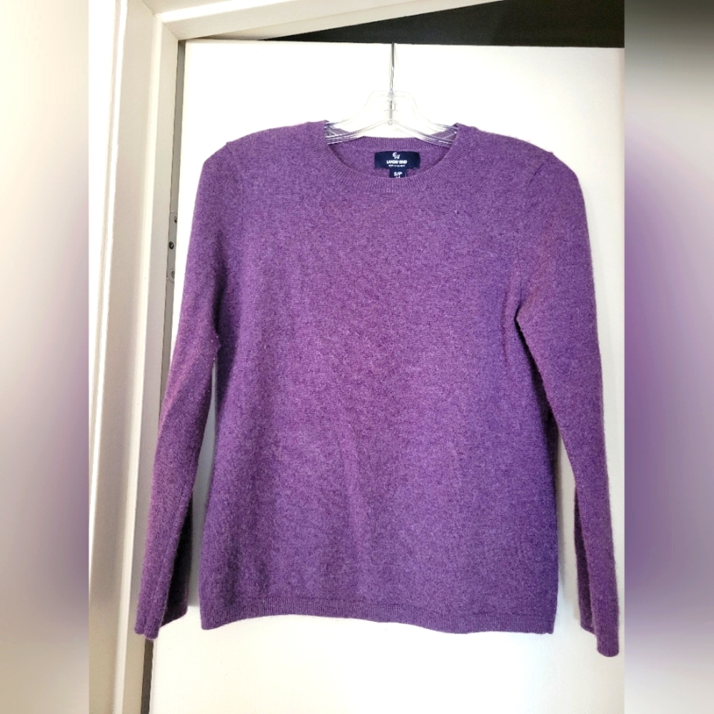 Cashmere purple sweater